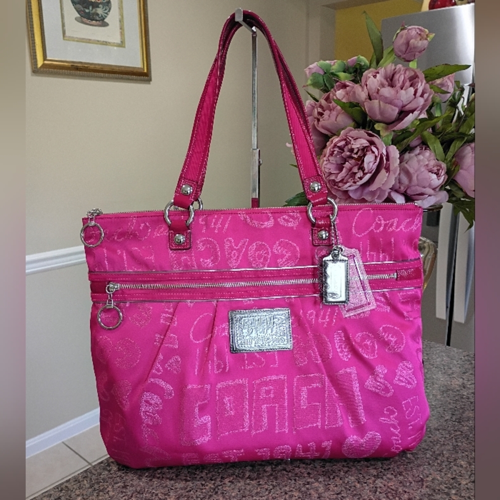 Coach Poppy Storypatch Hot Pink Glam Limited Edition Tote - Picture 6 of 17